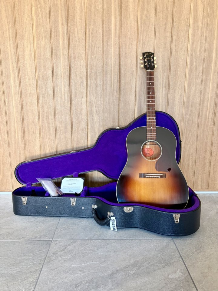Gibson J45 1942 “Banner” de segunda mano · Foto 1 de 10 · Barcelona · 3800 €