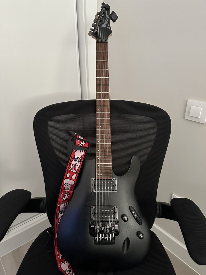 Guitarra Ibanez S520 WK