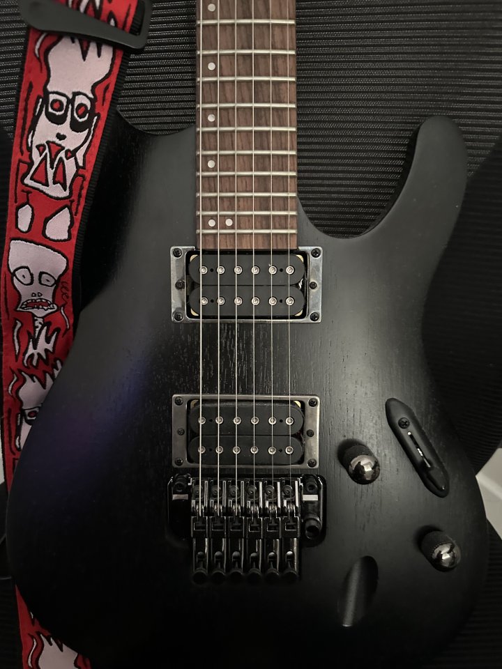 Guitarra Ibanez S520 WK