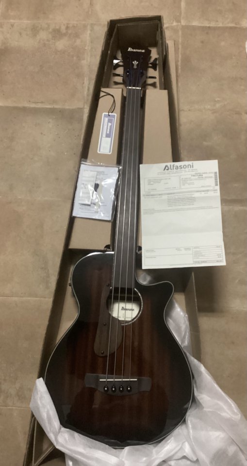 Bajo acústic fretless (sin trastes) Ibanez Aegb24fe-Mhs