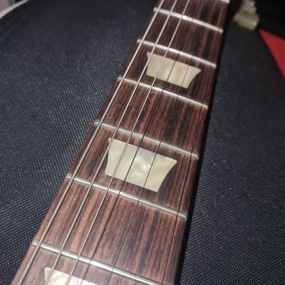Gibson lpj 2014 de segunda mano · Foto 3 de 4 · Barcelona · 700 €