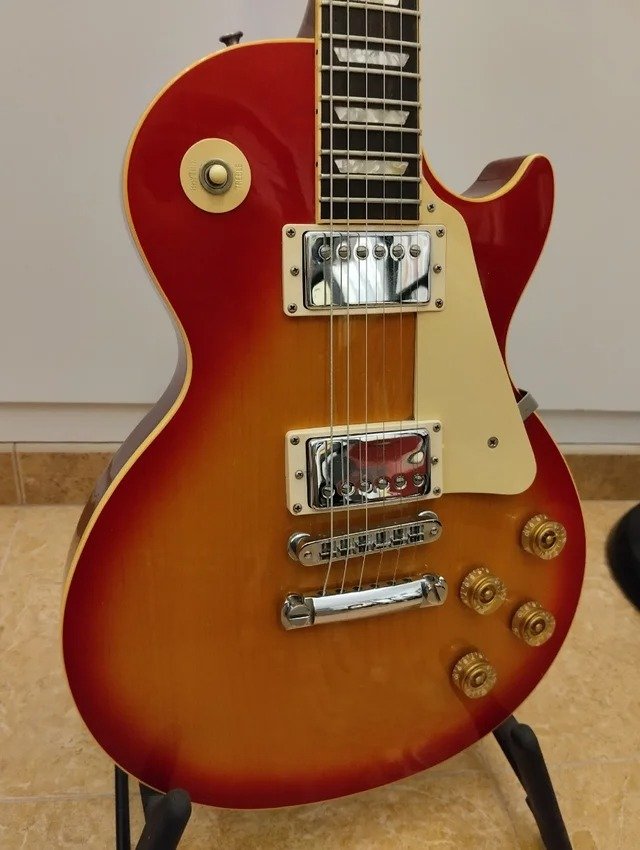 Gibson Les Paul Standard (1995) de segunda mano · Foto 1 de 10 · Madrid · 2600 €