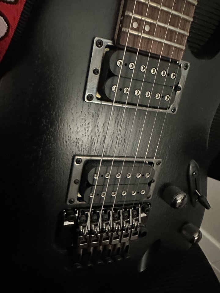 Guitarra Ibanez S520 WK