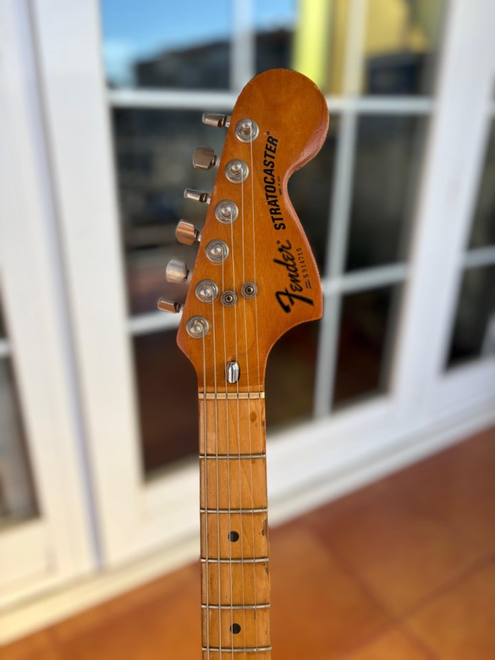Fender Stratocaster 1979 de segunda mano · Foto 9 de 10 · Madrid · 2200 €