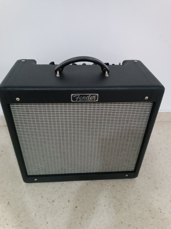 Fender Blues Junior III de segunda mano · Foto 1 de 3 · Córdoba · 490 €