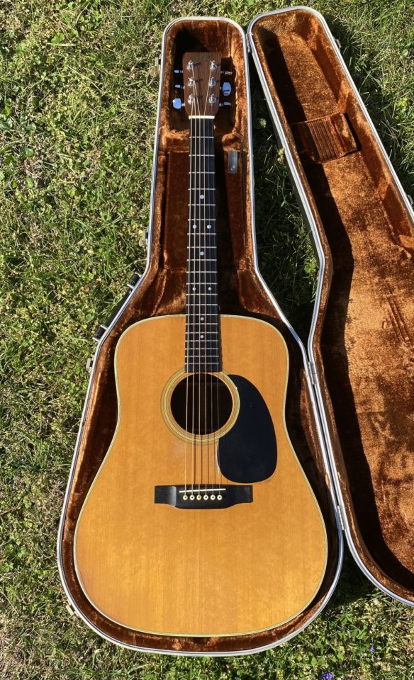 Acústica Martin D-28 de 1988 (VIDEOS)