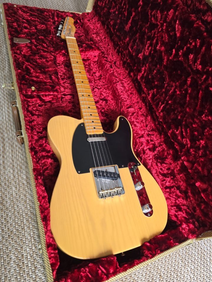 Fender American VIntage II 1951 Telecaster de segunda mano · Foto 5 de 8 · Madrid · 1600 €
