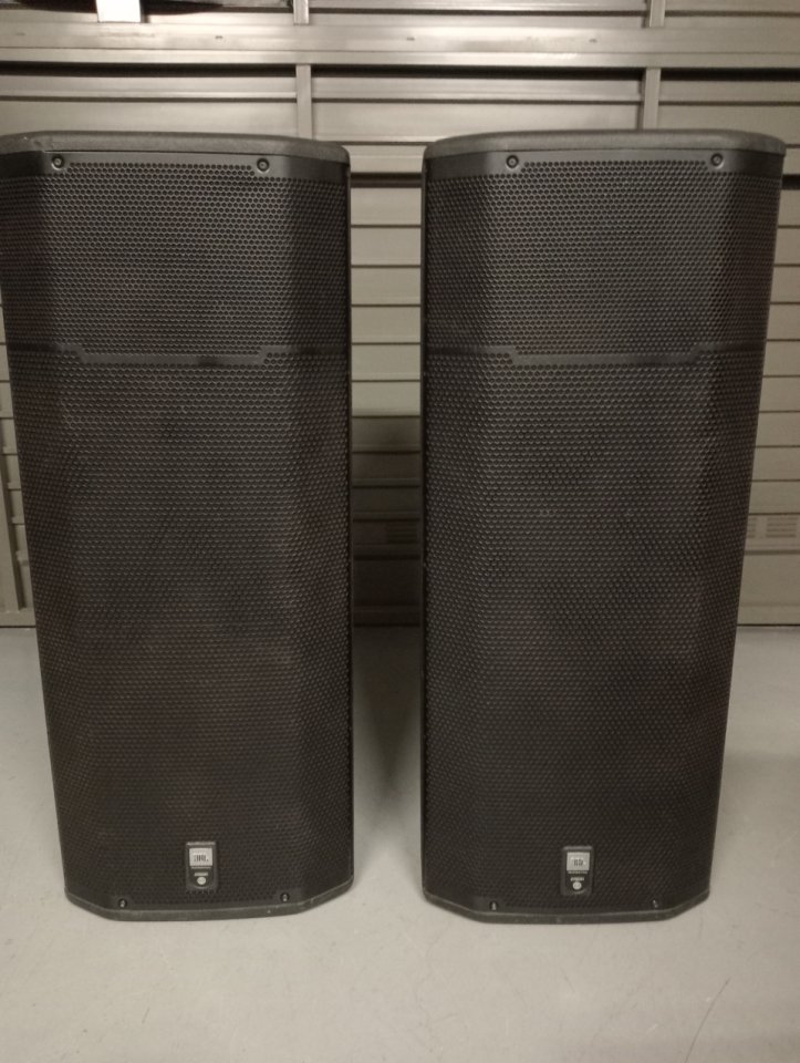 2 JBL PRX 625