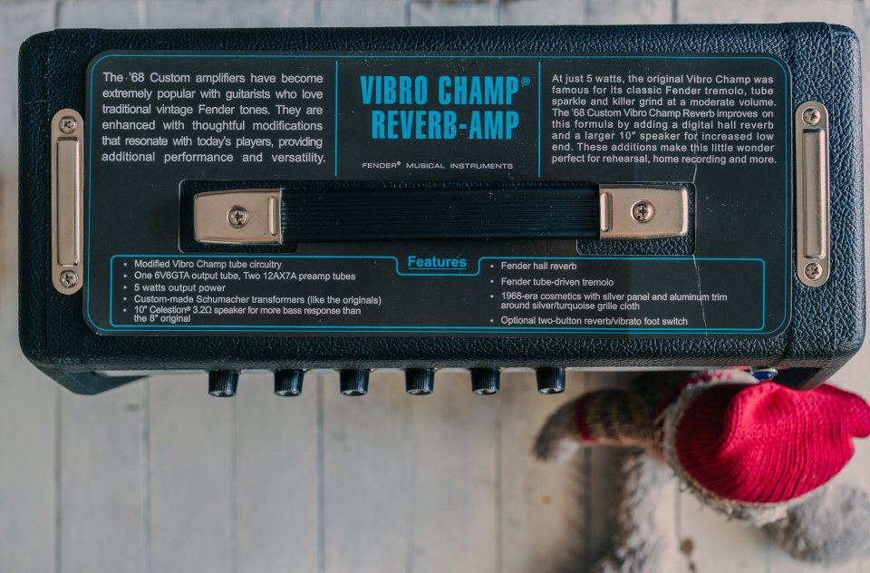 Fender 68 Custom Vibro Champ,699€ envío incluido. de segunda mano · Foto 3 de 8 · Sevilla · 699 €