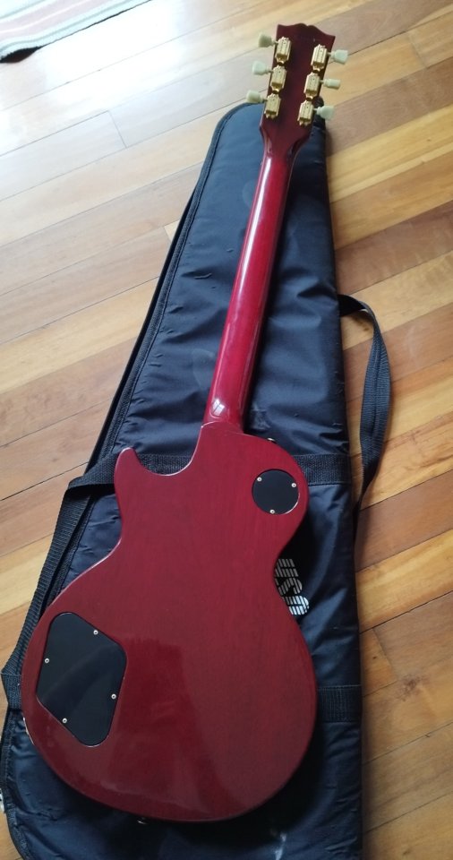 Gibson Les Paul Studio 1996 de segunda mano · Foto 3 de 4 · Bizkaia · 835 €