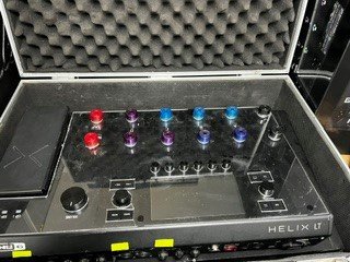 Line 6 Helix LT + Pedaltrain 2 + Flight Case + Protector de Metacrilato de segunda mano · Foto 2 de 3 · Alicante · 620 €