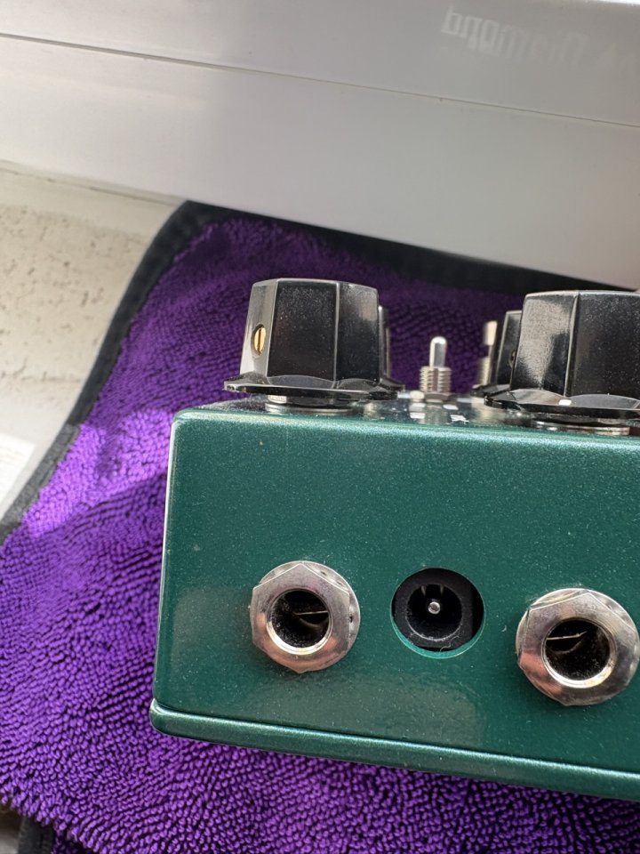 Diamond tremolo practicamente nuevo