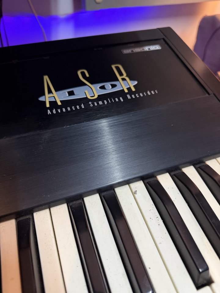 ENSONIQ ASR 10