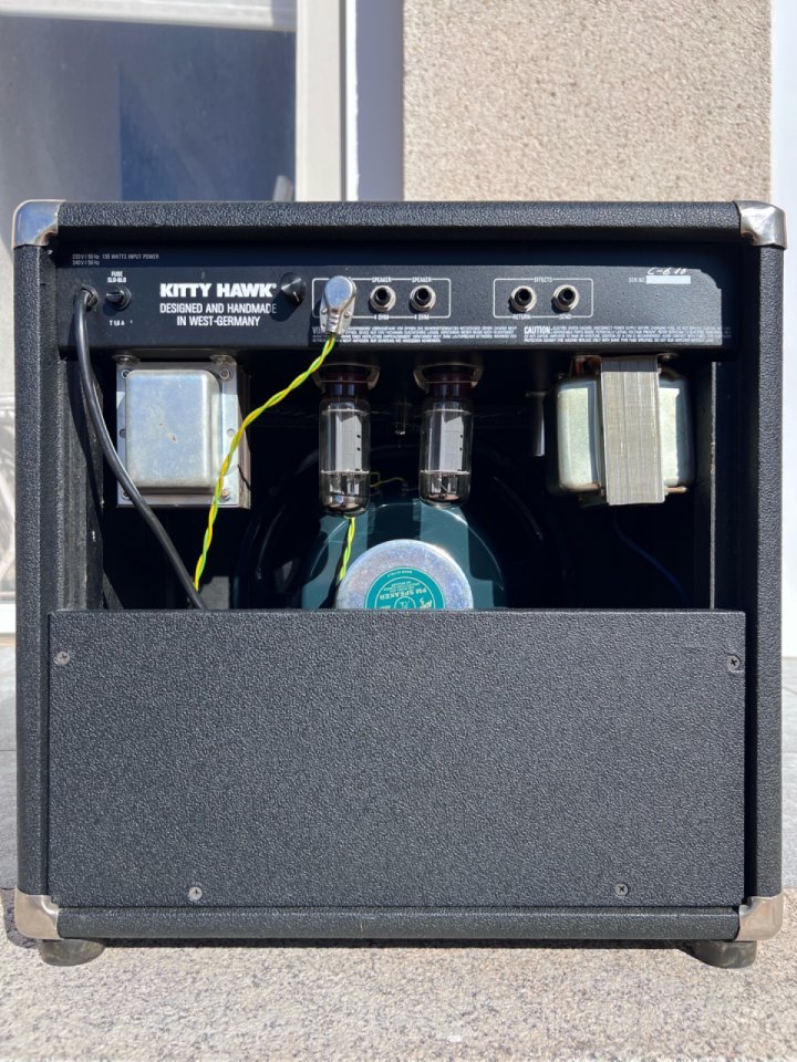 Amplificador Kitty Hawk Junior 50w