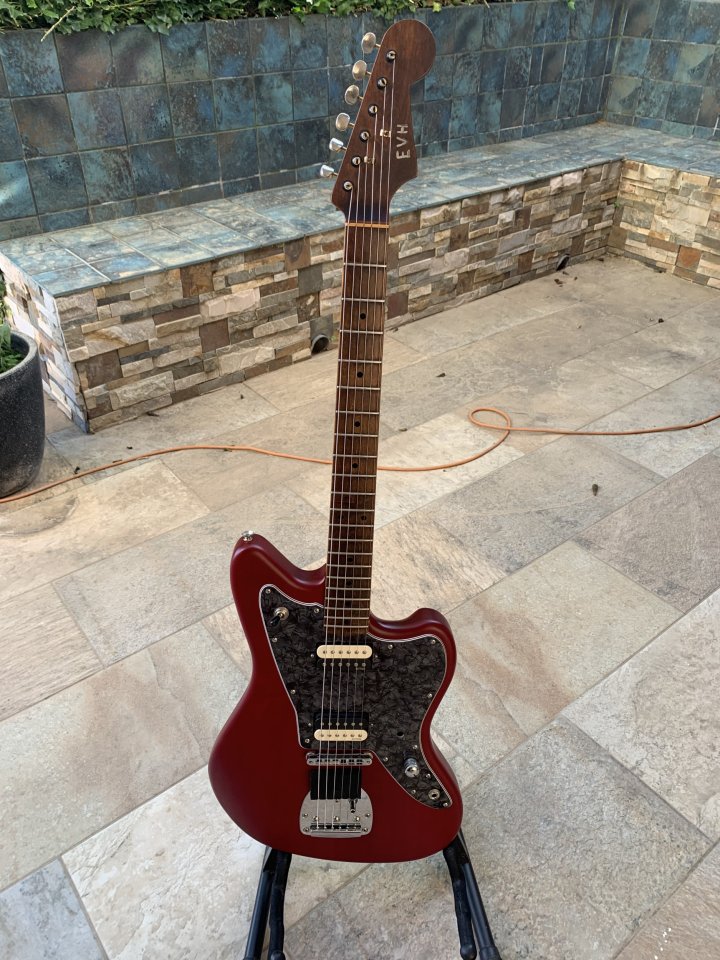 Jazzmaster warmoth/musikraft de segunda mano · Foto 1 de 4 · Madrid · 850 €