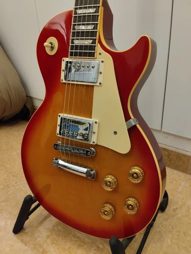 Gibson Les Paul Standard (1995) de segunda mano · Foto 2 de 10 · Madrid · 2600 €