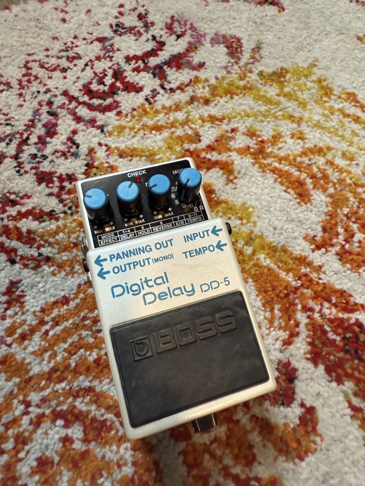 Boss DD5 Digital Delay