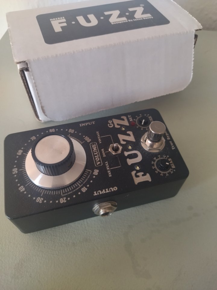 Kingtone mini Fuzz Germanio de segunda mano · Foto 5 de 8 · Barcelona · 275 €
