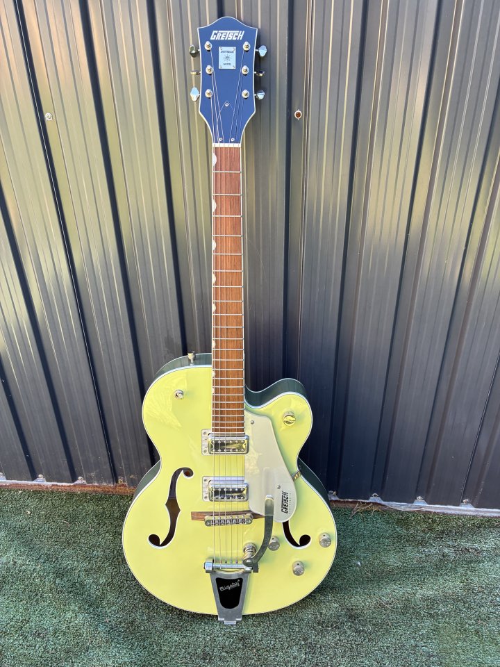 Gretsch G5420T EMTC CLS HLW ANV GRN