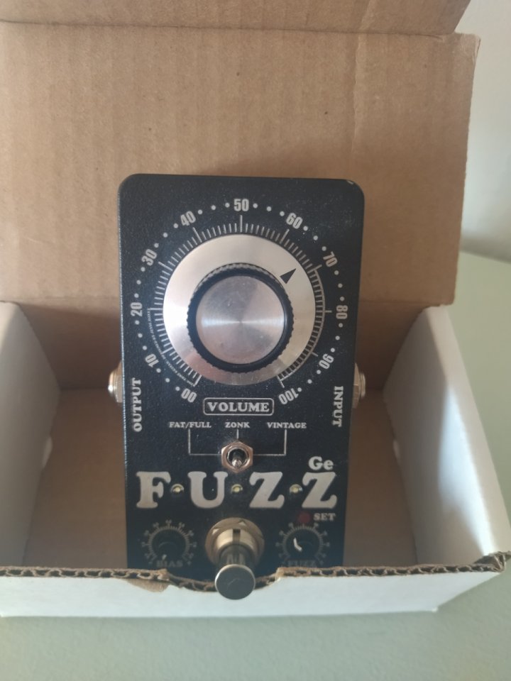 Kingtone mini Fuzz Germanio de segunda mano · Foto 6 de 8 · Barcelona · 275 €