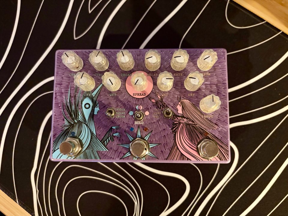 Old Blood Noise Dark&Light de segunda mano · Foto 1 de 3 · Madrid · 350 €