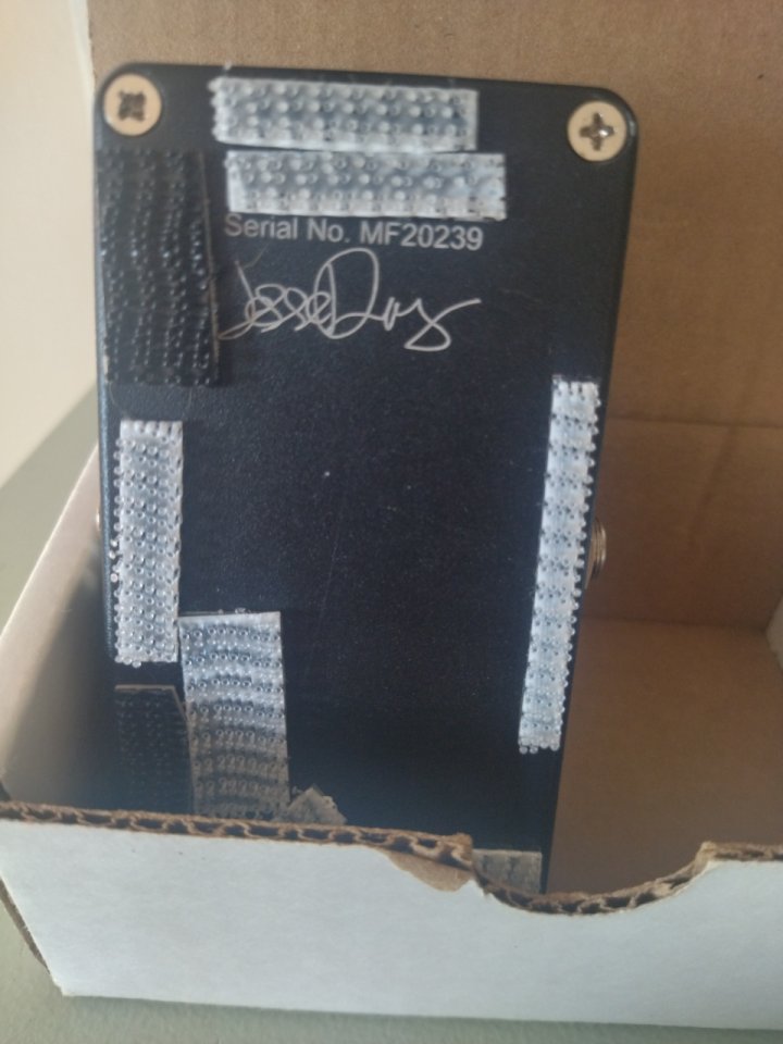 Kingtone mini Fuzz Germanio de segunda mano · Foto 7 de 8 · Barcelona · 275 €