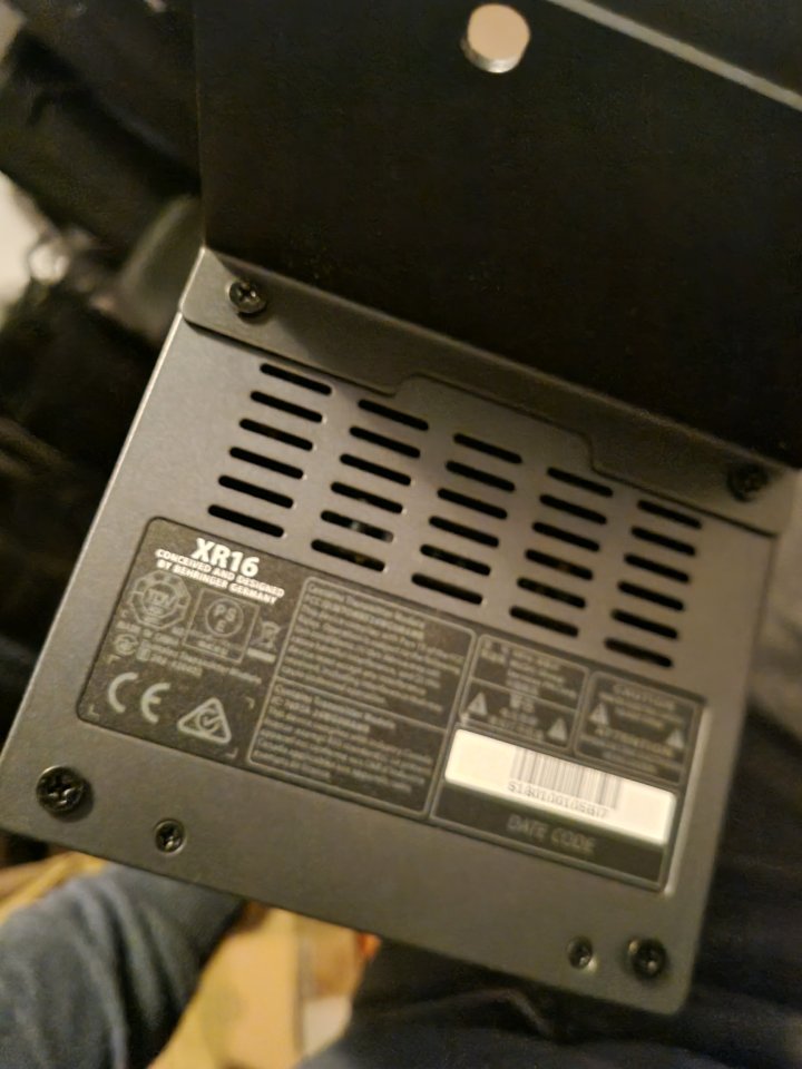 XR16 X-Air Behringer