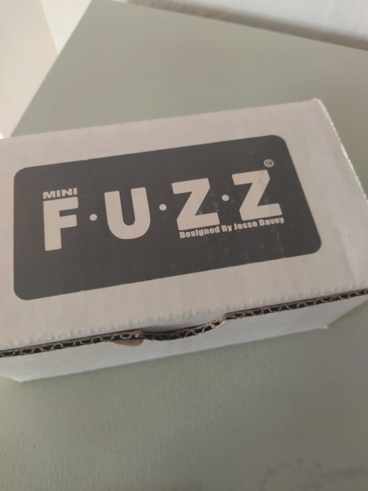 Kingtone mini Fuzz Germanio de segunda mano · Foto 8 de 8 · Barcelona · 275 €