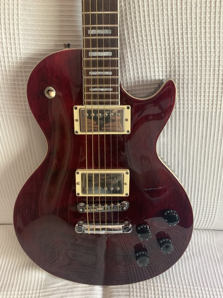 Epiphone Les Paul Standard made in Corea ‘80 de segunda mano · Foto 2 de 8 · Madrid · 325 €