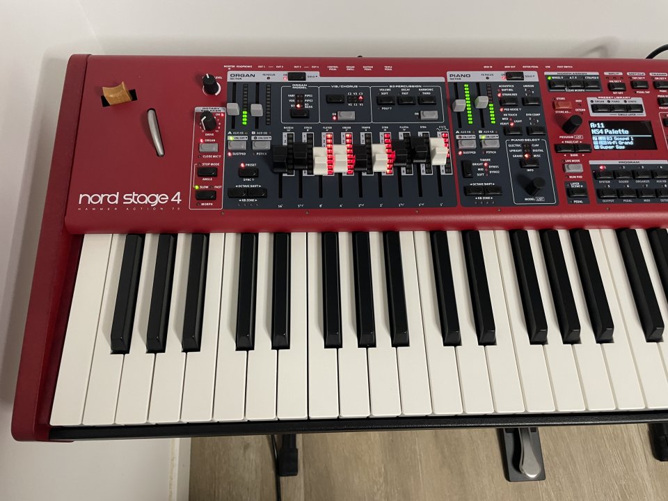 Nord Stage 4 HA73 de segunda mano · Foto 3 de 5 · Madrid · 3500 €