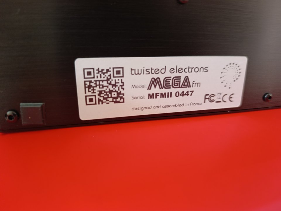 twisted electrons mega fm de segunda mano · Foto 3 de 7 · Valencia · 480 €