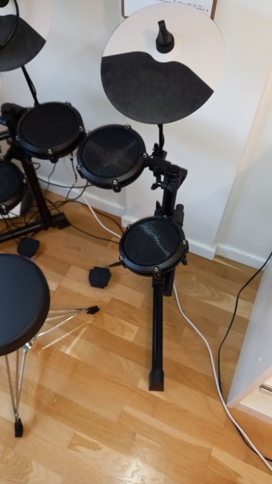 Alesis Debut Kit