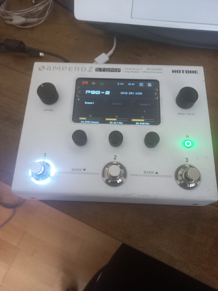 Hotone Ampero II de segunda mano · Foto 1 de 6 · Toledo · 270 €