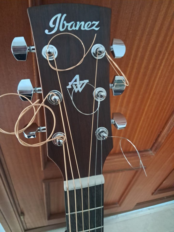 Acústica Ibanez AW65ECE-LG de segunda mano · Foto 8 de 10 · Cádiz · 260 €