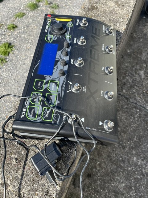 TC Helicon Voicelive 3 Extreme de segunda mano · Foto 2 de 3 · Bizkaia · 420 €