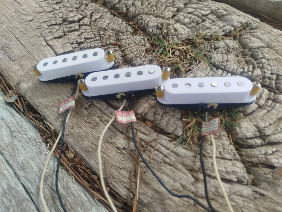 Pastillas Ballestone Stratocaster "Bonnie" Bonamassa de segunda mano · Foto 5 de 10 · Albacete · 325 €