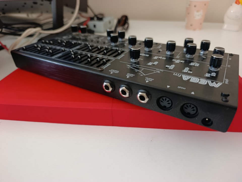 twisted electrons mega fm de segunda mano · Foto 6 de 7 · Valencia · 480 €