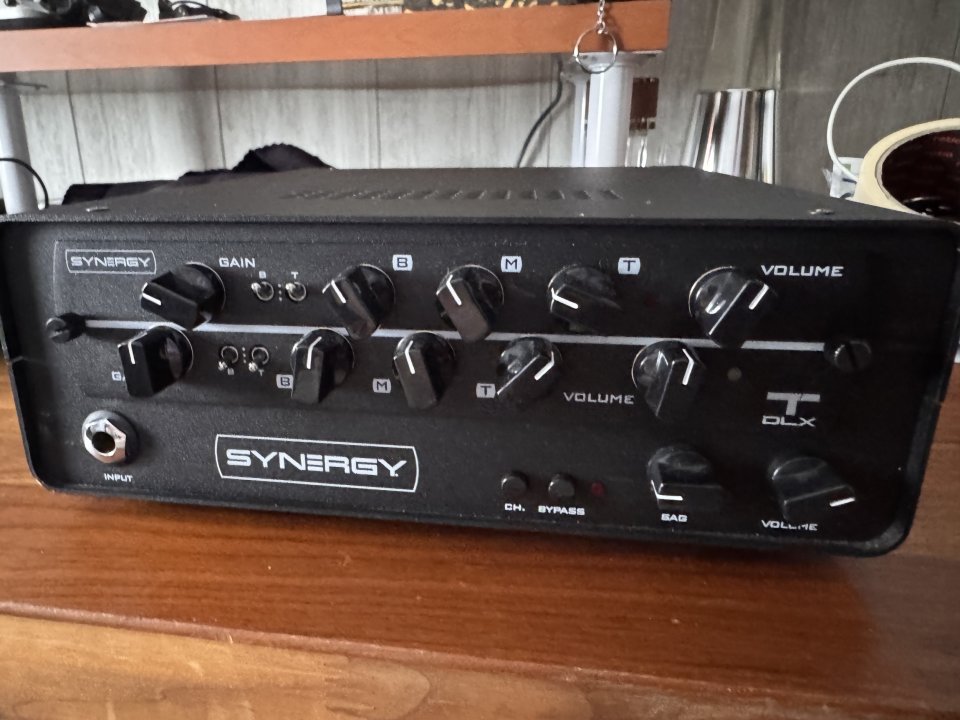 Synergy TW/DLX / Synergy SYN-1 Preamp de segunda mano · Foto 1 de 10 · SC Tenerife · 700 €