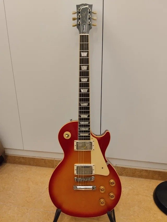 Gibson Les Paul Standard (1995) de segunda mano · Foto 3 de 10 · Madrid · 2600 €