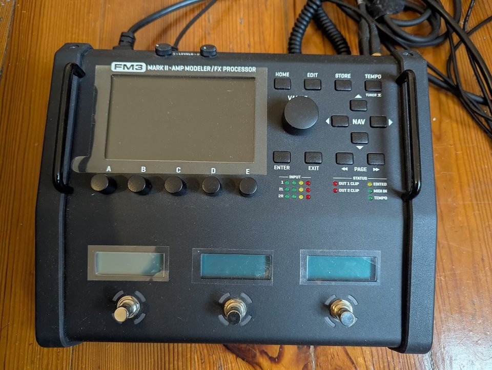 Fractal Audio FM3 Mark II Turbo de G66 + Cab packs & Irs extra