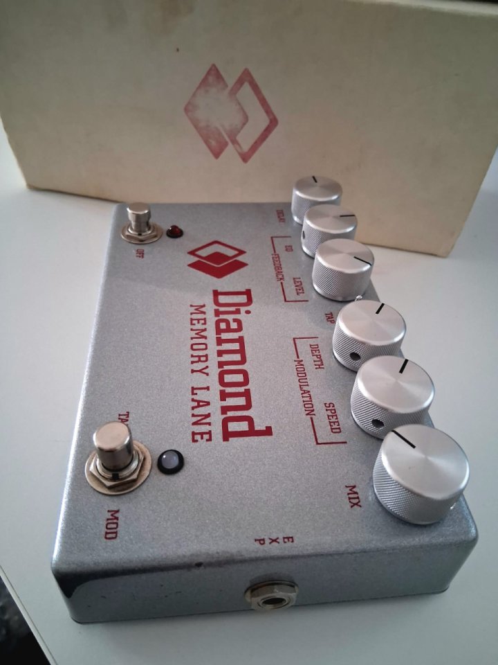Diamond memory lane version 1.0 de segunda mano · Foto 1 de 7 · Barcelona · 290 €