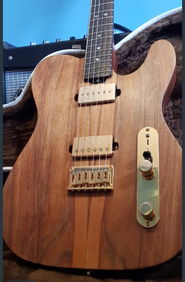 Guitarra Telecaster de segunda mano · Foto 1 de 5 · Bizkaia · 1375 €
