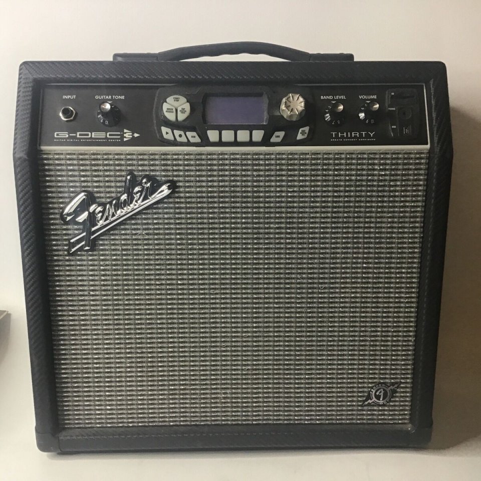 Fender DEC 30 RESERVADO