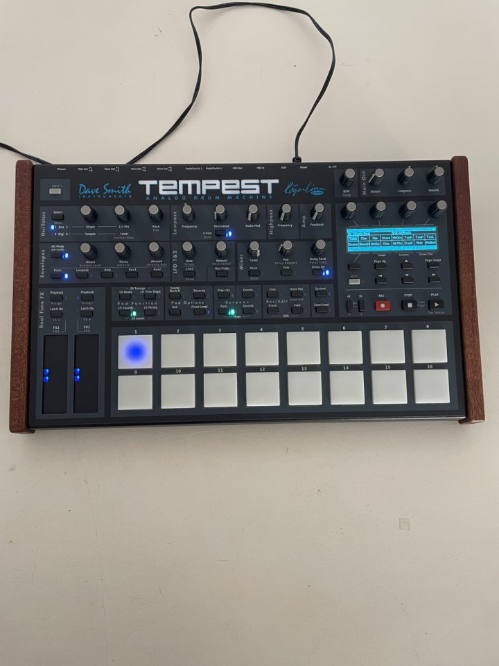 DSI Tempest + Decksaver de segunda mano · Málaga · 1300 €