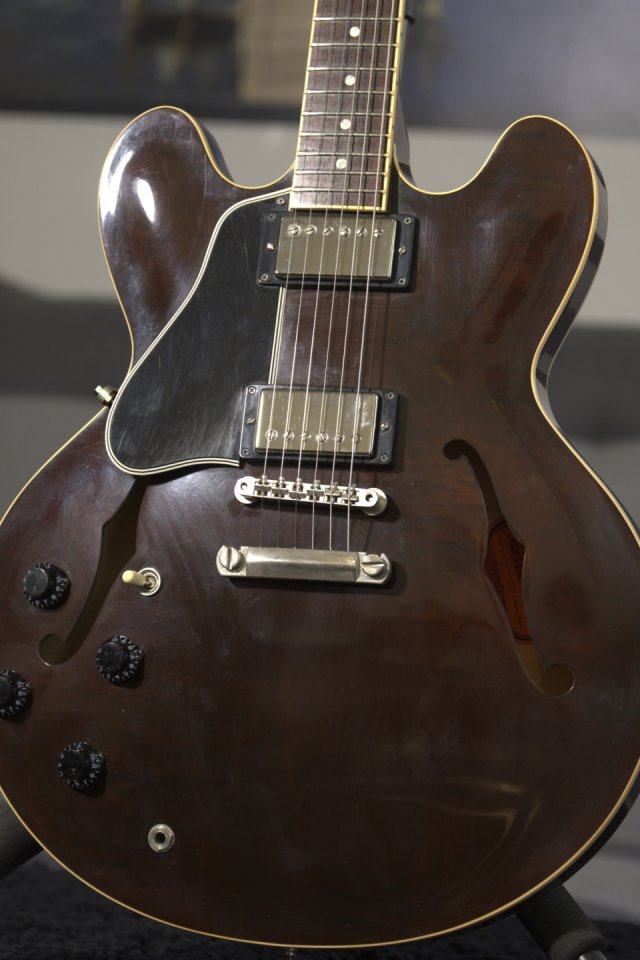 Gibson 335 ZURDA de 2011 de segunda mano · Foto 1 de 10 · Madrid · 1950 €