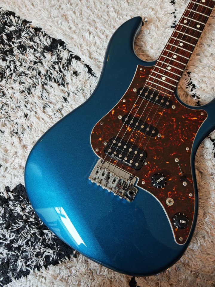 Stratocaster japonesa FGN HSS