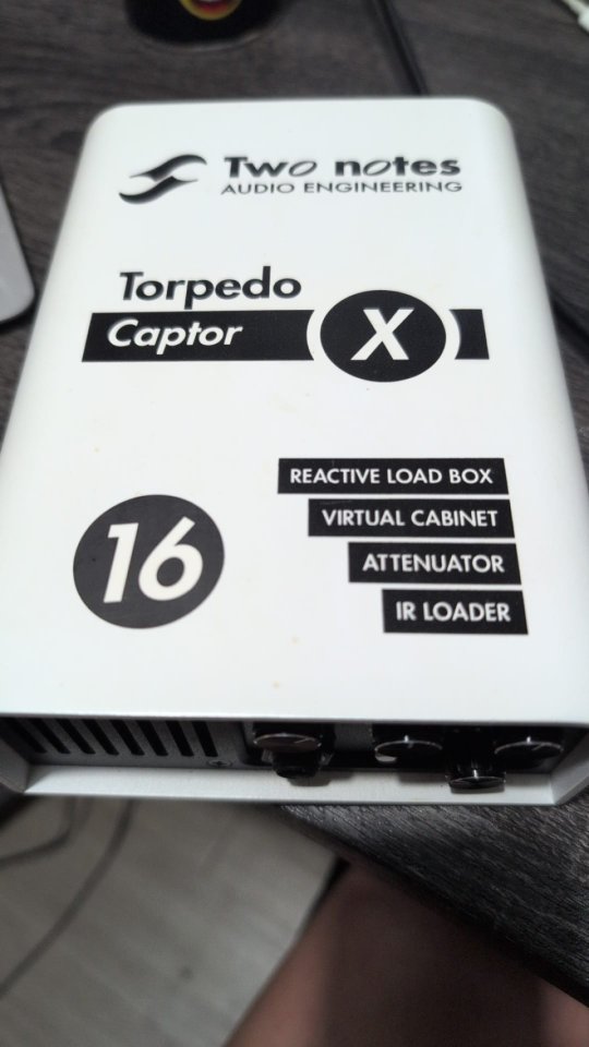Two Notes Torpedo Captor X 16ohm de segunda mano · Foto 1 de 3 · Barcelona · 275 €