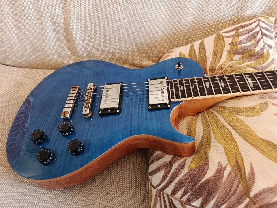 Prs Se McCarty 594 singlecut Faded blue de segunda mano · Foto 2 de 9 · Cantabria · 650 €