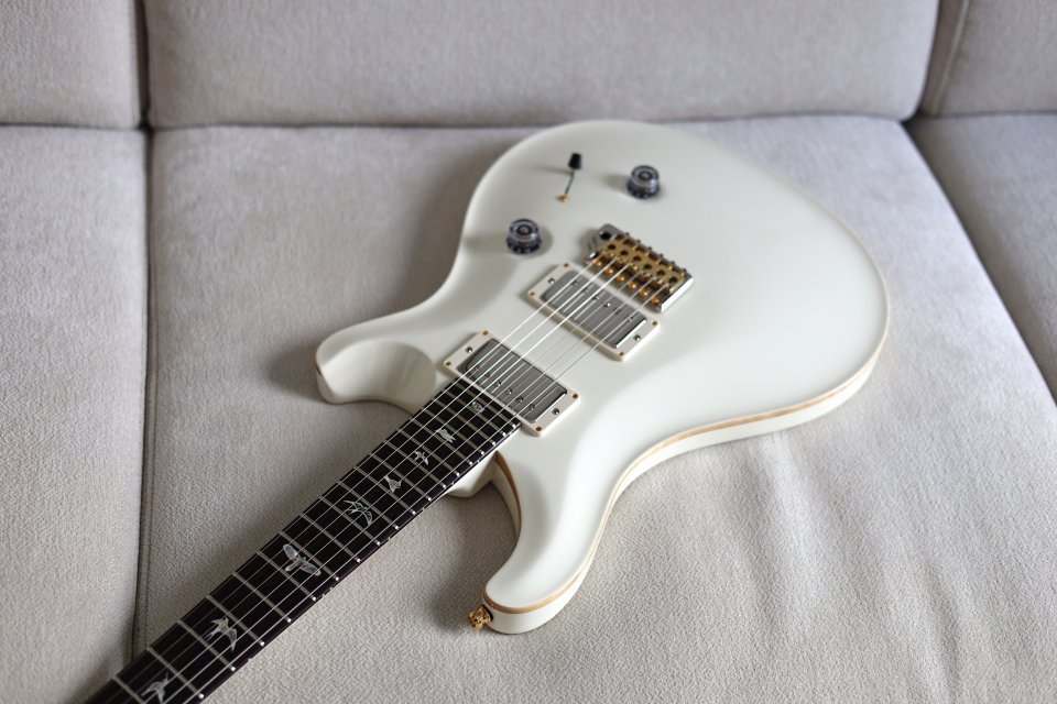 PRS Custom 24 Antique White (2019) + case de segunda mano · Foto 4 de 10 · Madrid · 3999 €