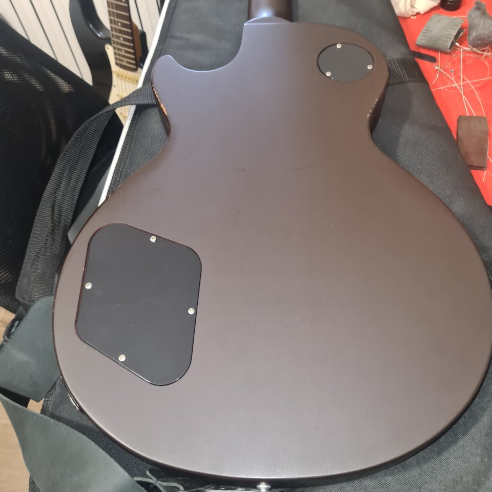 Gibson lpj 2014 de segunda mano · Foto 4 de 4 · Barcelona · 700 €